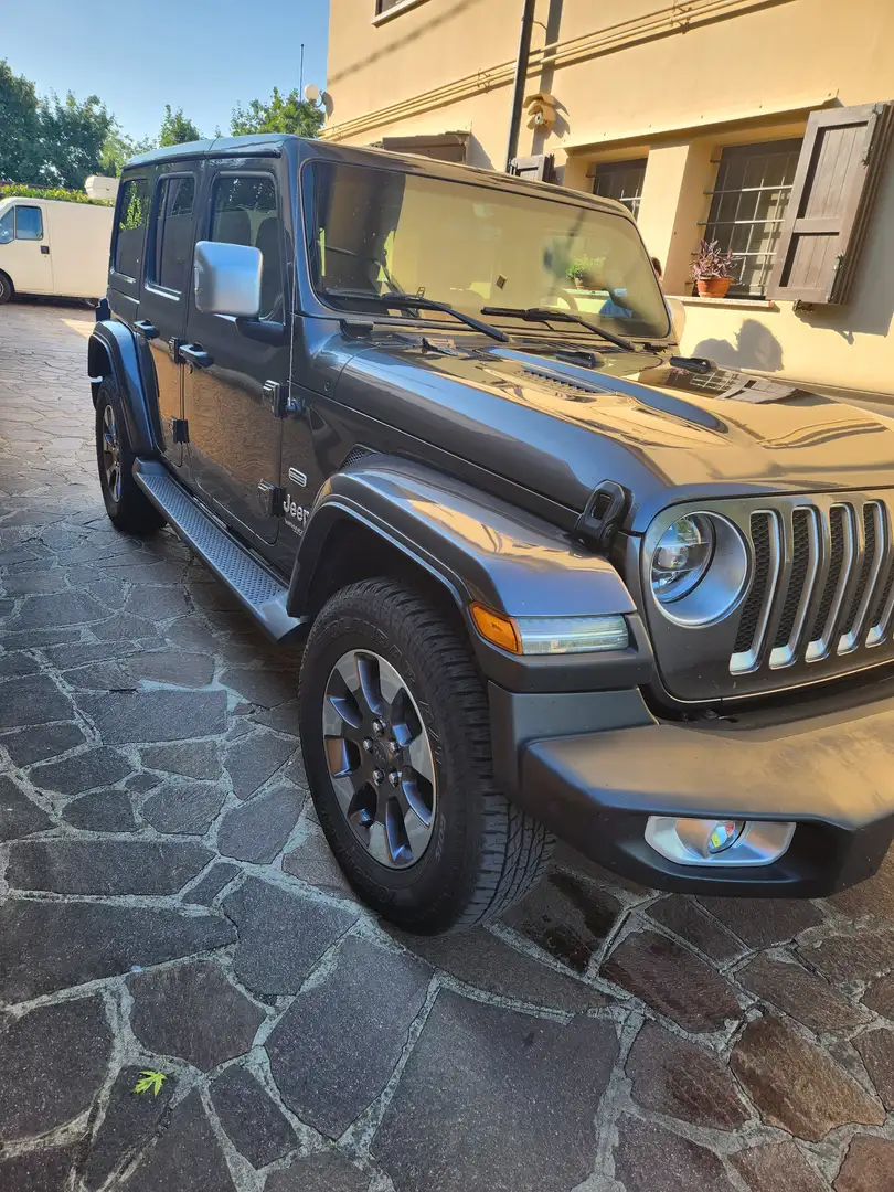 Jeep Wrangler OVERLAND Grigio - 2