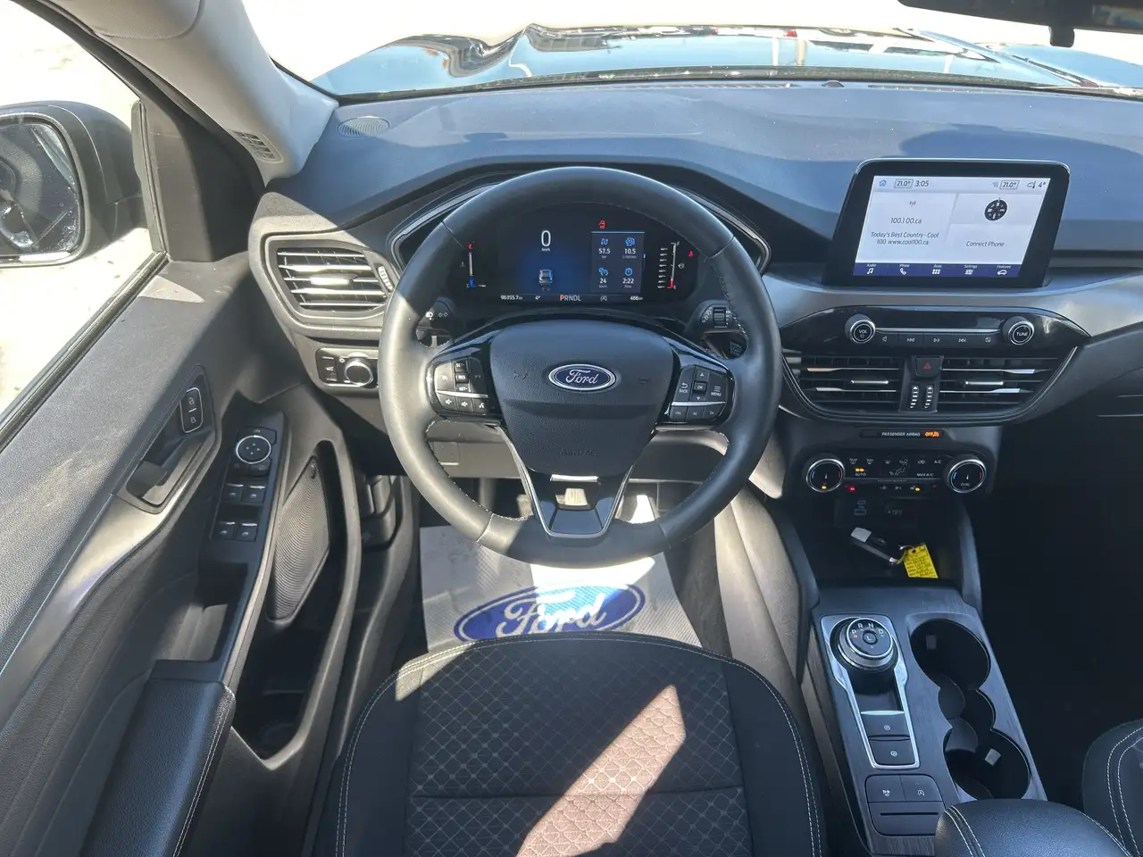 Ford Escape снимка Ford Escape