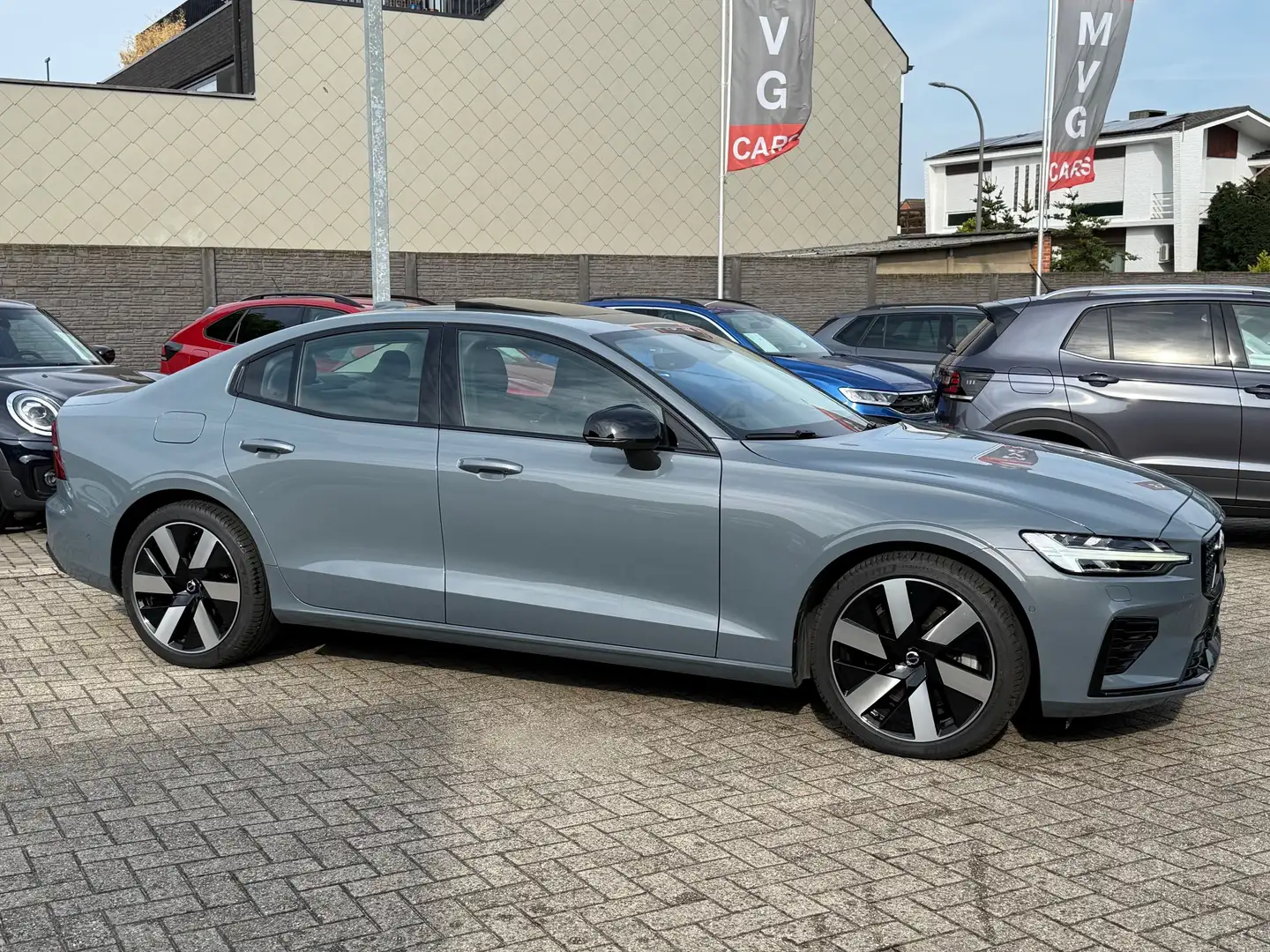 Volvo S60 S60 T8 Recharge AWD Ultimate Dark "Opendak/Camera" Gris - 2