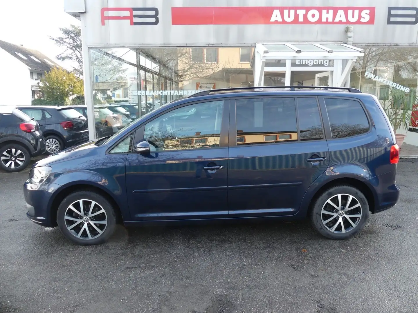 Volkswagen Touran Comfortline DSG Bleu - 1