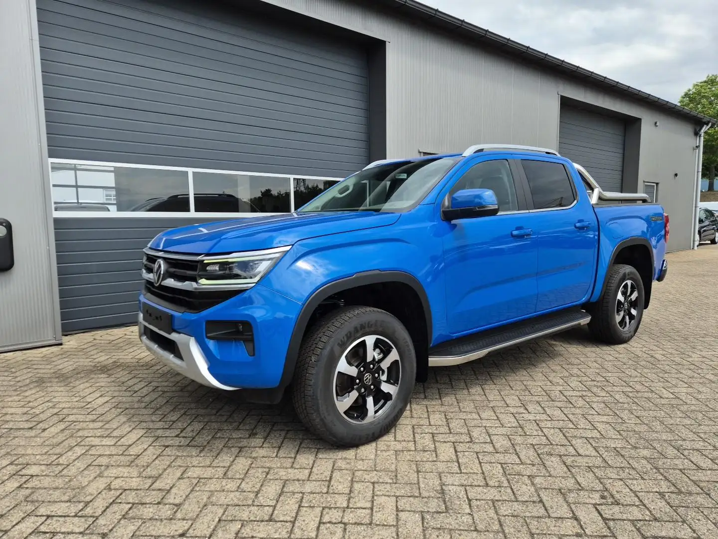 Volkswagen Amarok Style DoKa 3.0 TDI 240PS 4x4 Automatik Trittbrett Blau - 1