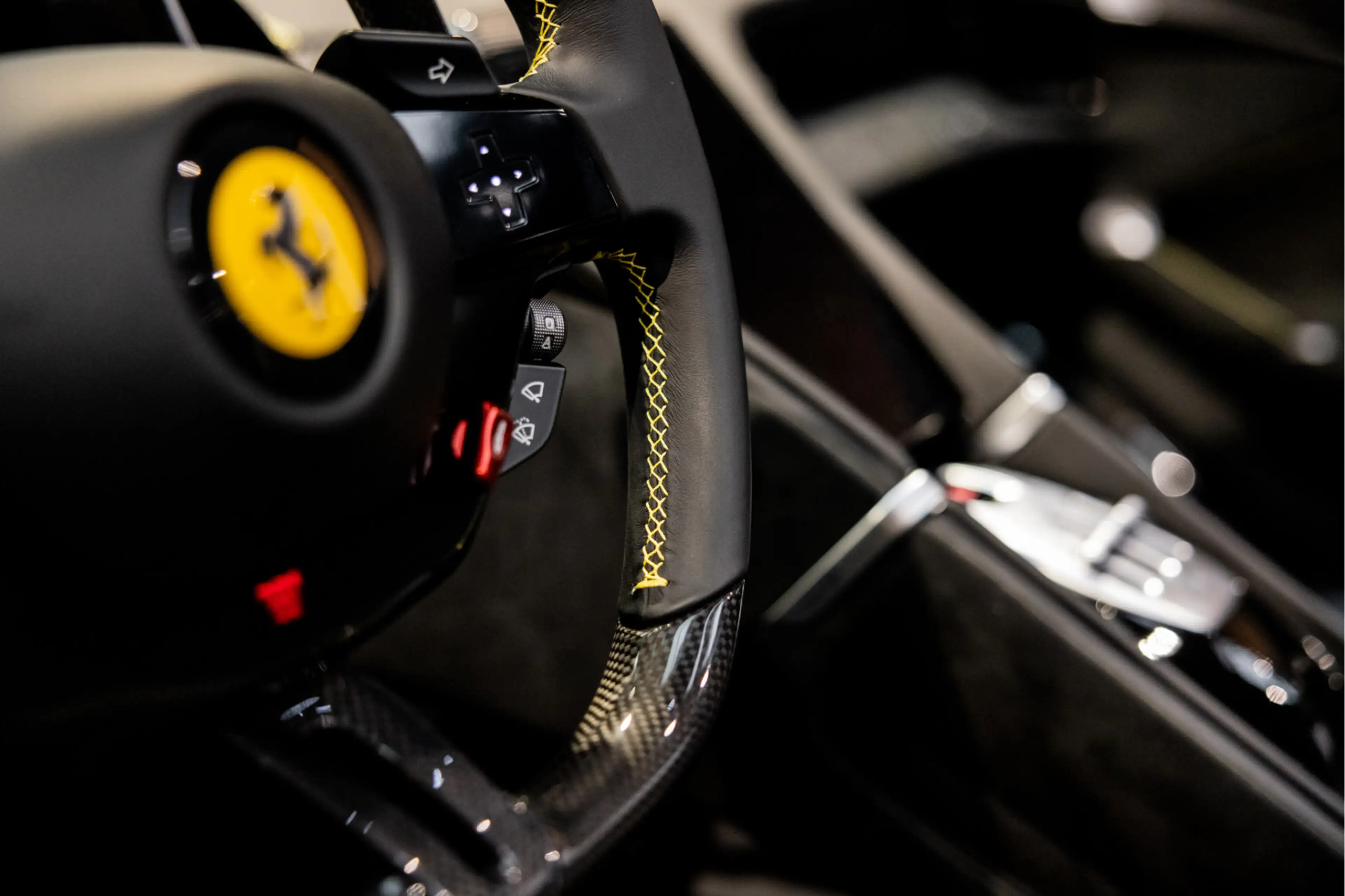 Ferrari Roma Spider V8 Atelier Daytona Seats Roma Spider 3.9 V8 — photo 44
