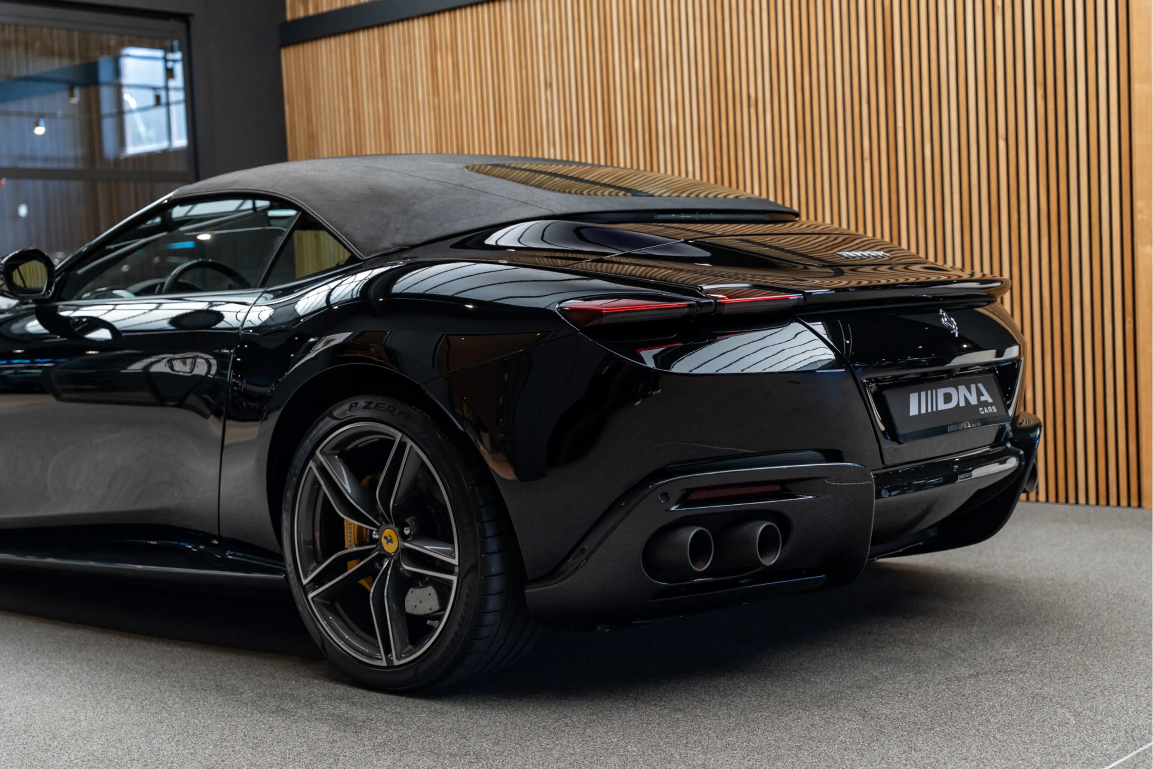 Ferrari Roma Spider V8 Atelier Daytona Seats Roma Spider 3.9 V8 — photo 12