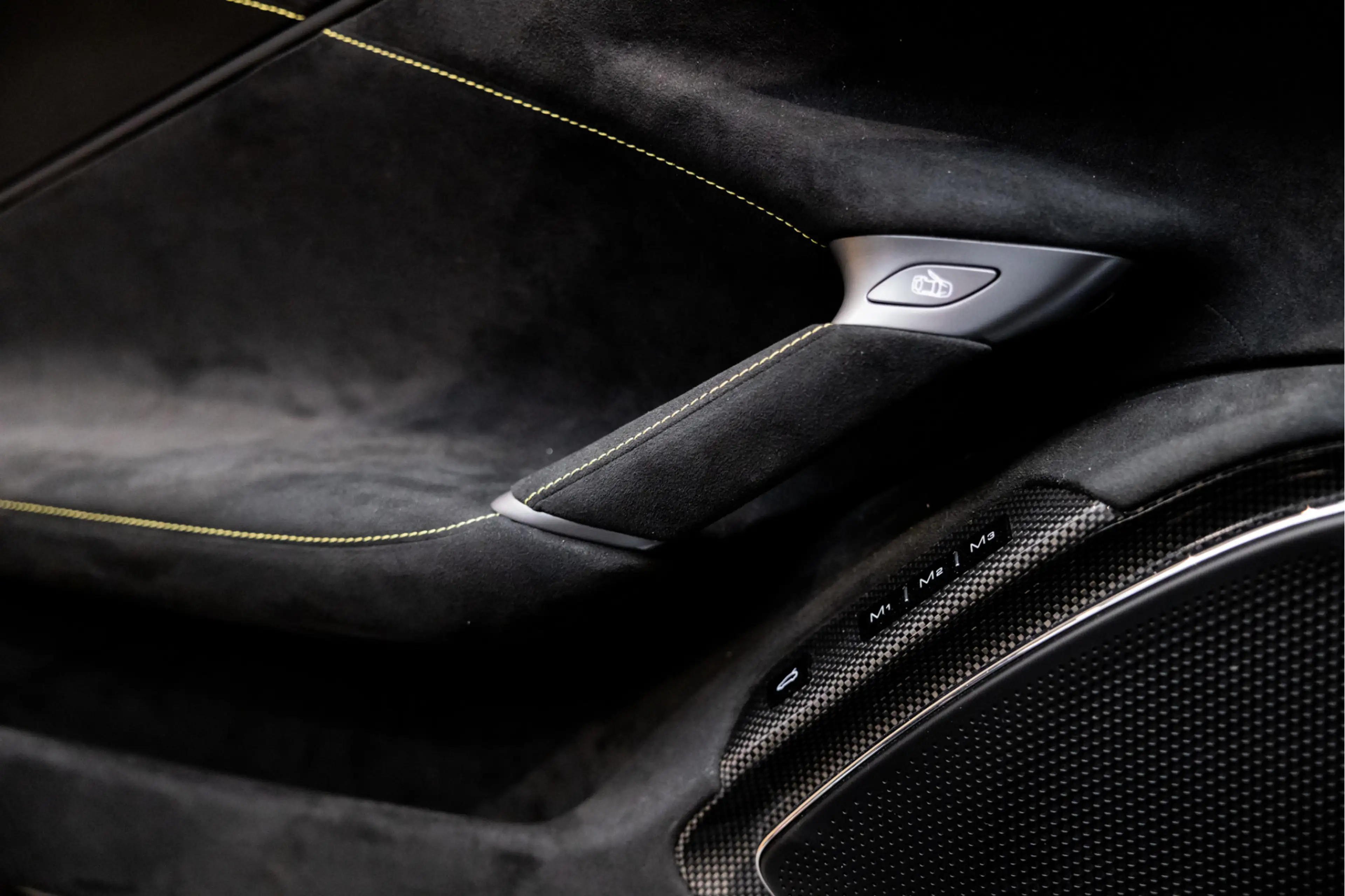 Ferrari Roma Spider V8 Atelier Daytona Seats Roma Spider 3.9 V8 — photo 47