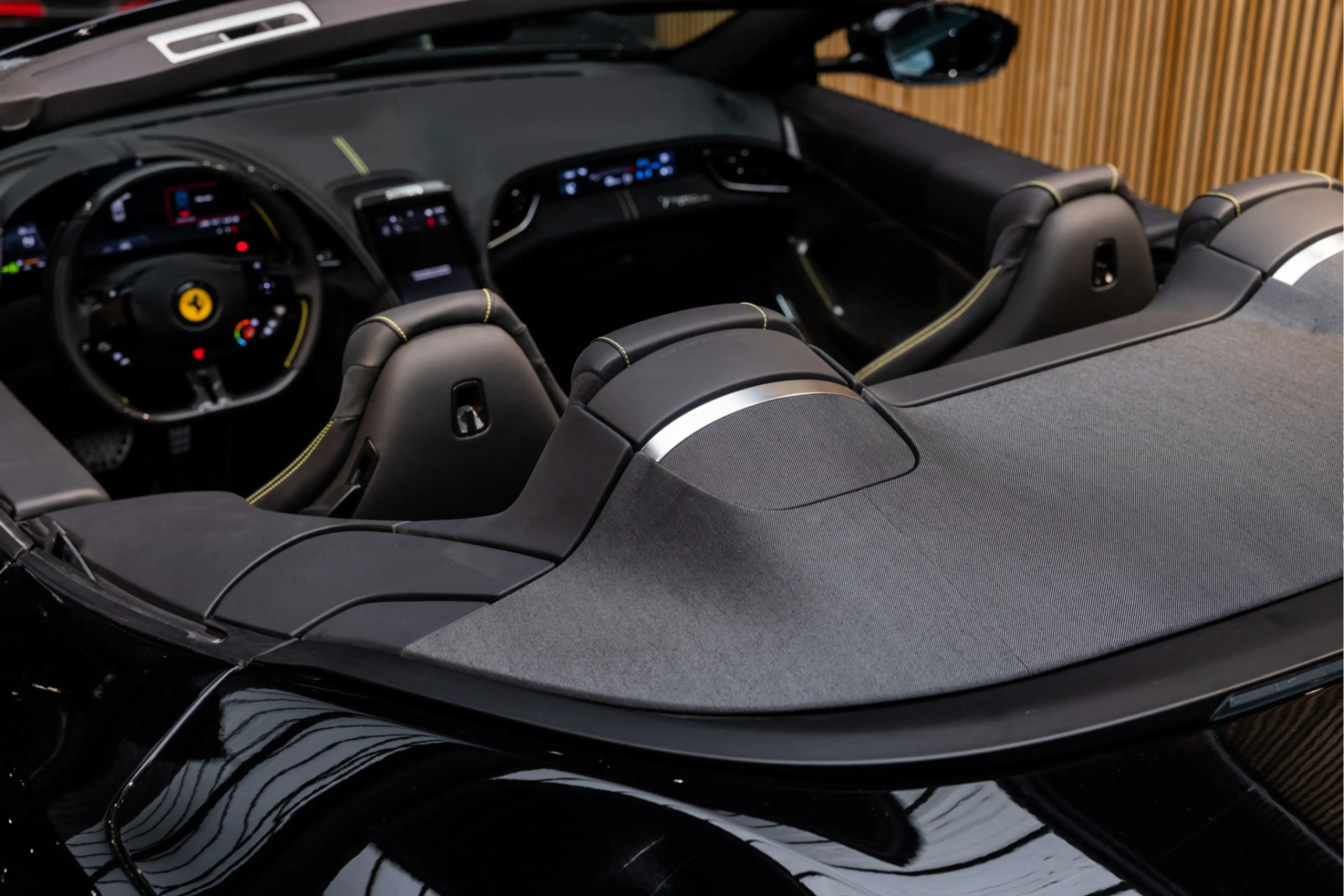 Ferrari Roma Spider V8 Atelier Daytona Seats Roma Spider 3.9 V8 — photo 30