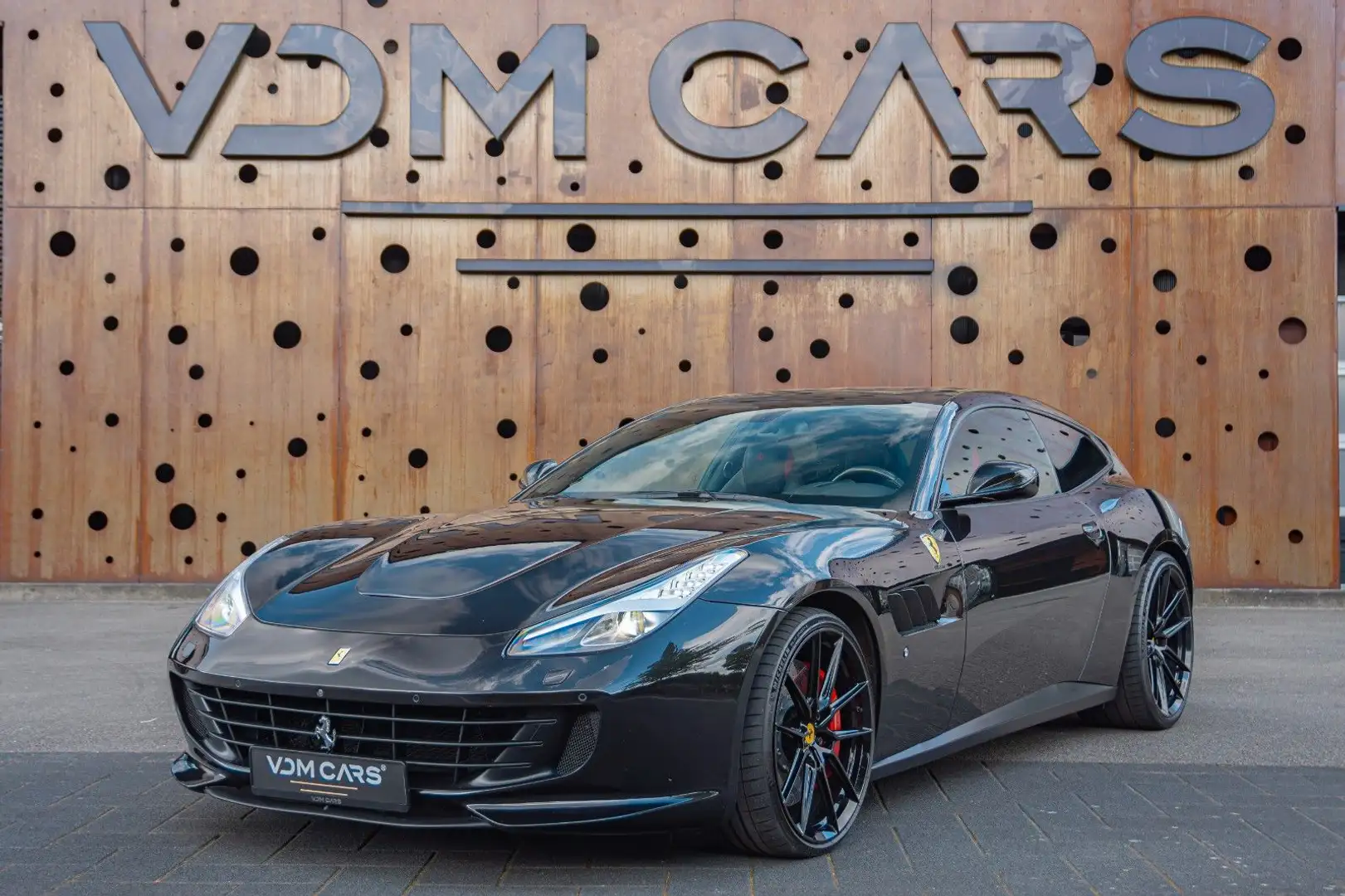 Ferrari GTC4 Lusso V12 *NOVITEC*NEW SERVICE *NEW WARRANTY Schwarz - 1