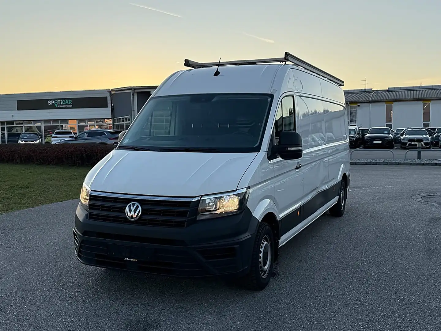 Volkswagen Crafter 35 Kasten LR L4H3 2,0-I-TDI Weiß - 1