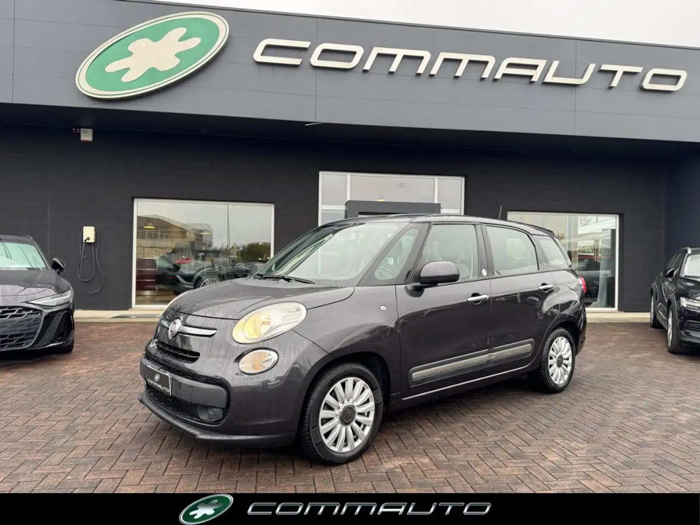 Fiat 500L 1.6 Multijet 105 CV Living Business Grijs - 1