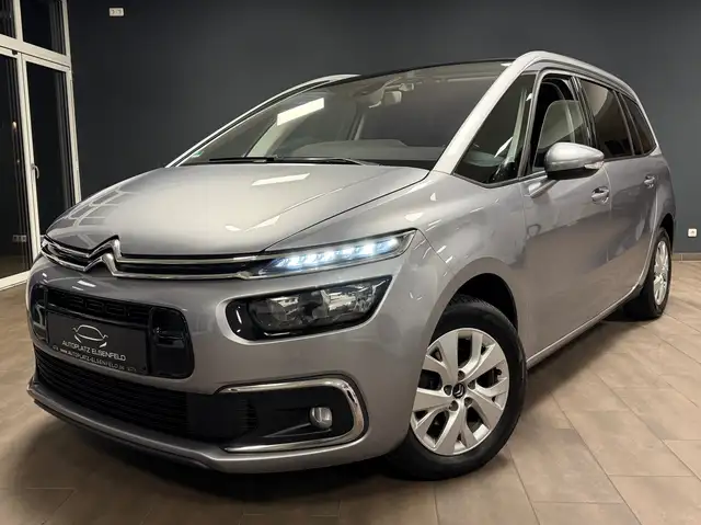 Citroen Grand C4 SpaceTourer / Picasso 1.6 Selection / 1.HAND /