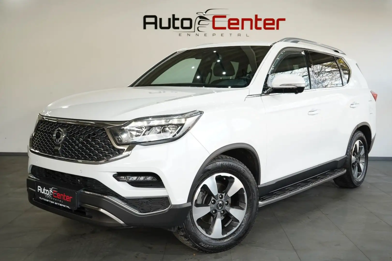 SsangYong Rexton 2.2 Diesel e-XDi 220 Sapphire 4WD AT* Blanc - 1