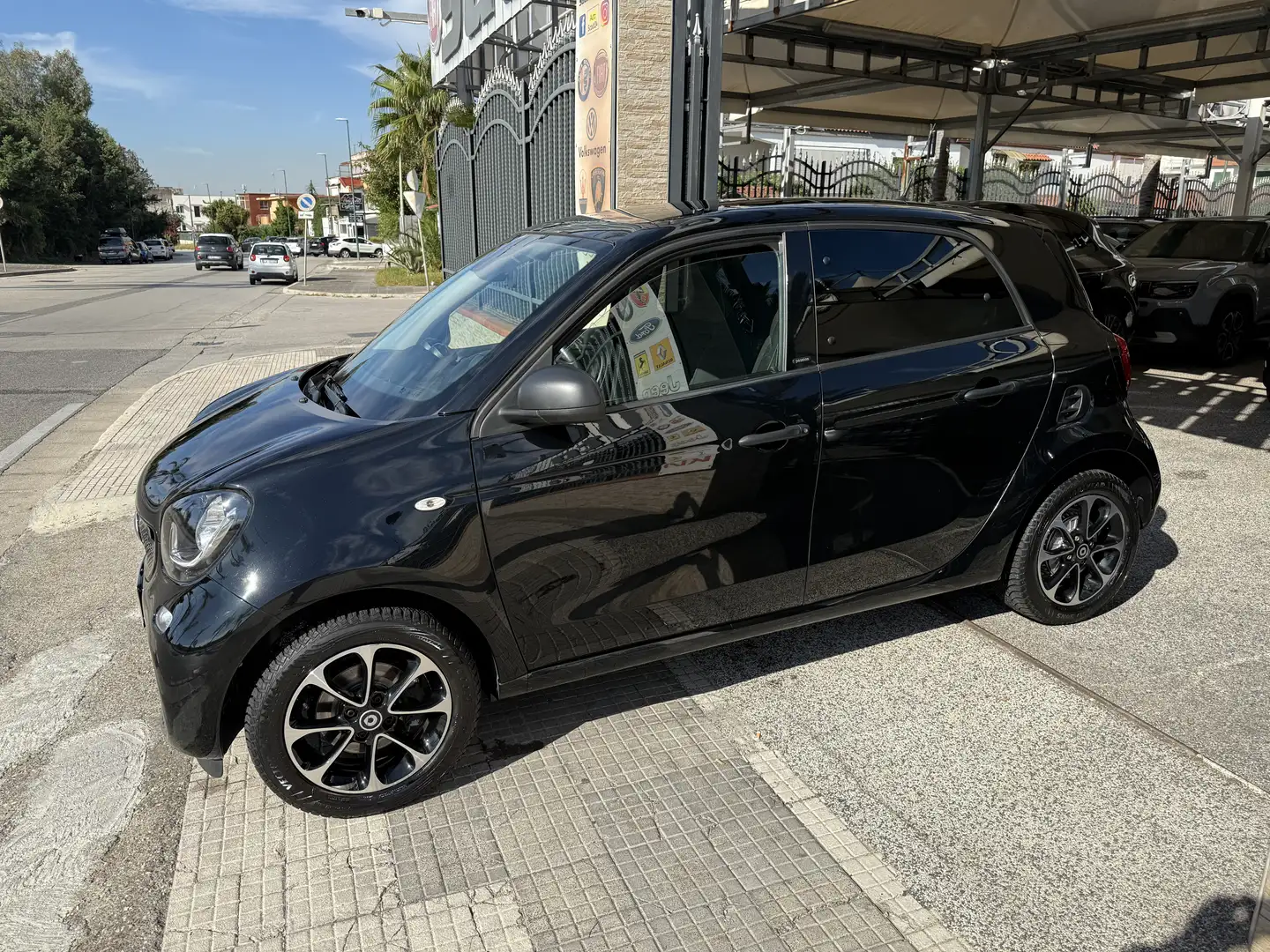smart forFour 0.9 t Passion 90cv Nero - 1