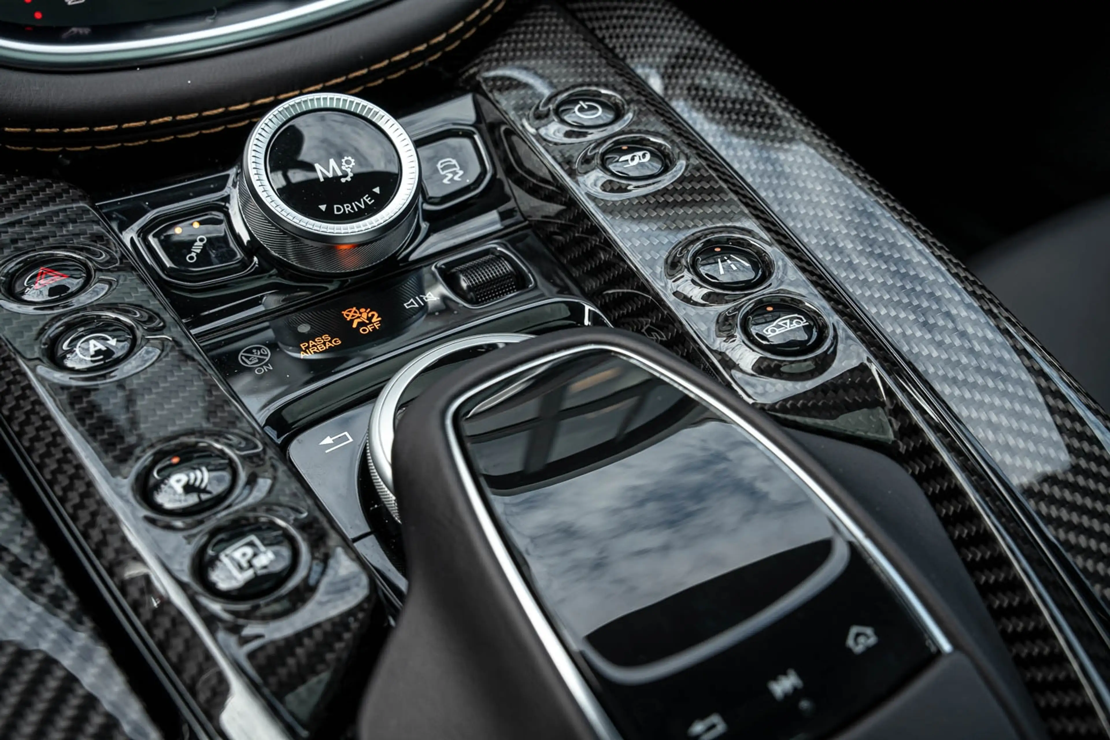 Aston Martin DBX DBX 707 4.0-V8 Keram. Remschijven | Pano.dak | 360 — photo 12