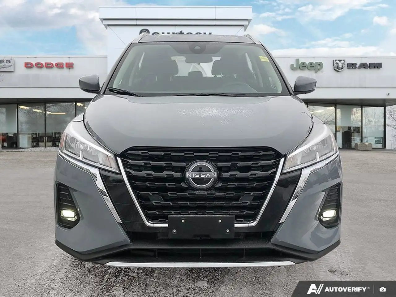 Nissan Kicks снимка Nissan Kicks