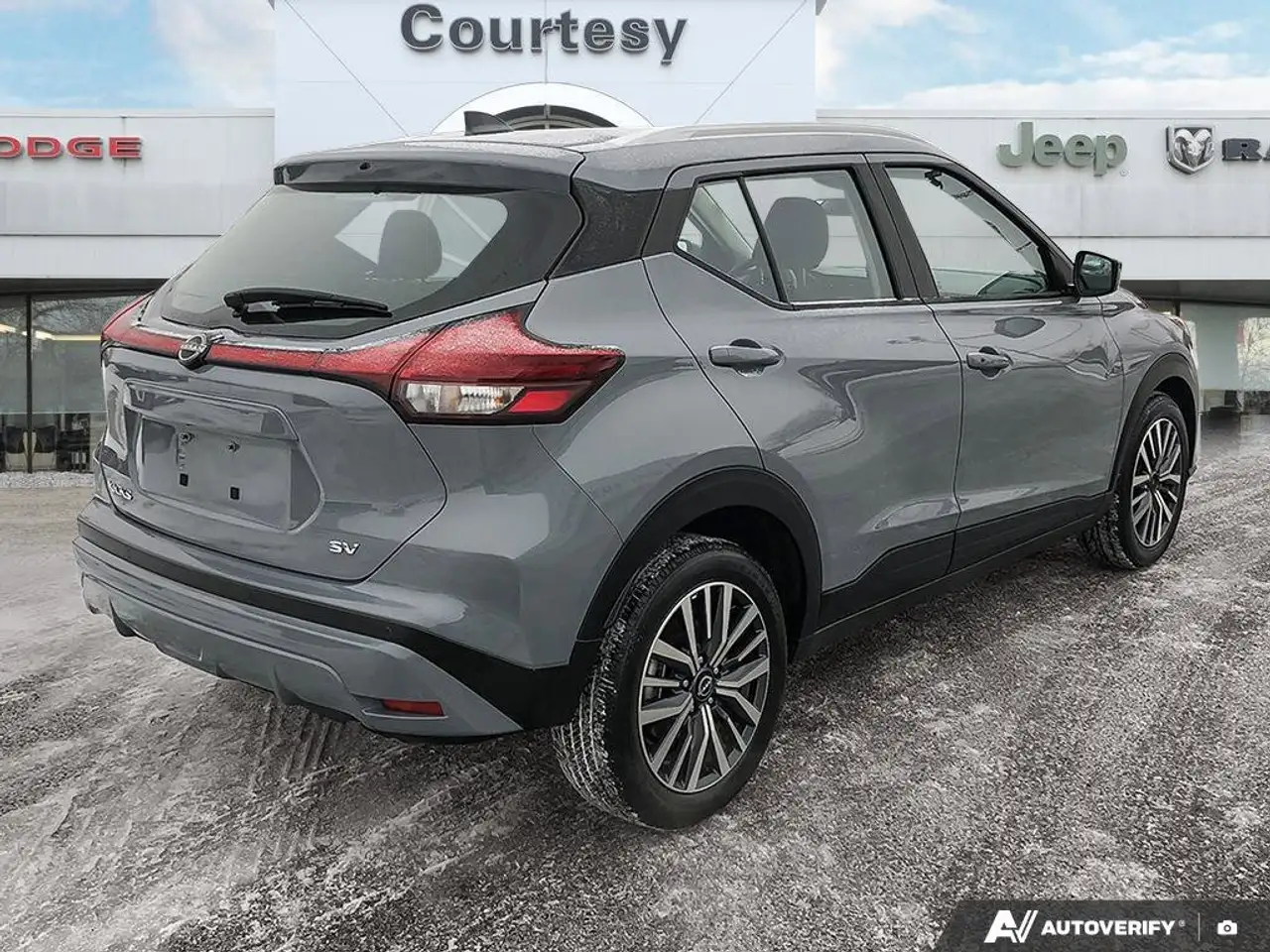 Nissan Kicks снимка Nissan Kicks