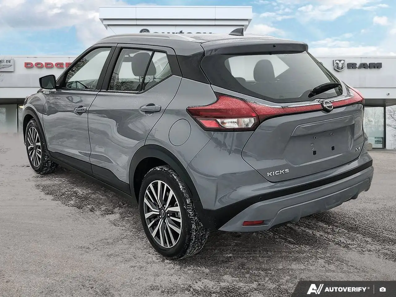 Nissan Kicks снимка Nissan Kicks