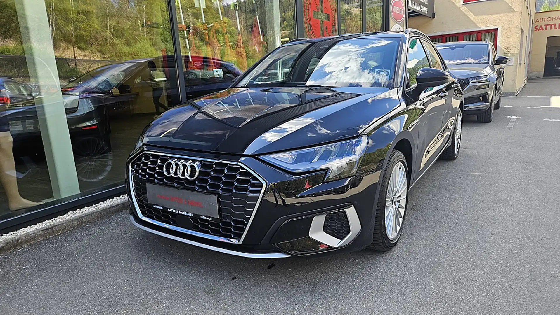 Audi A3 SB 30 TFSI S-tronic Schwarz - 2