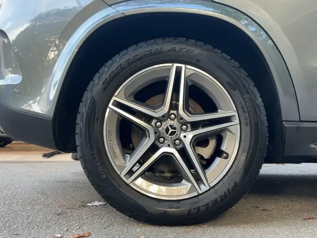Mercedes-Benz Gle view 21