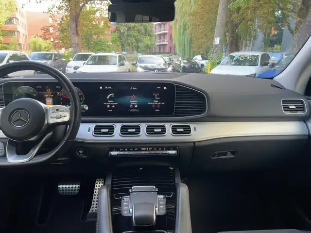 Mercedes-Benz Gle view 12