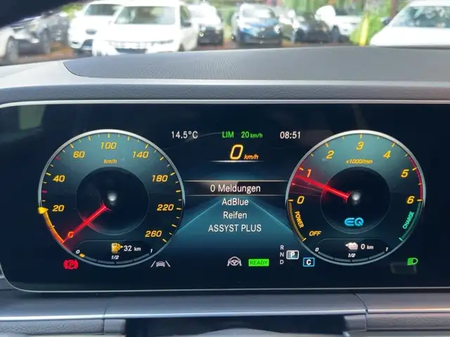 Mercedes-Benz Gle view 13