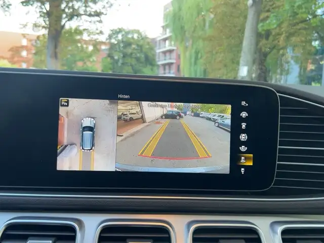 Mercedes-Benz Gle view 15