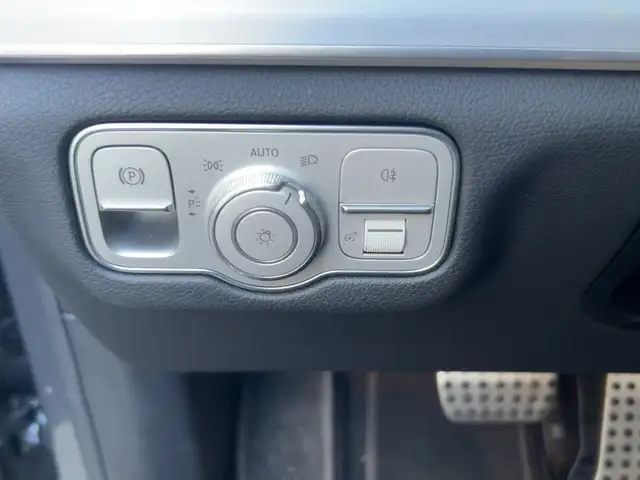Mercedes-Benz Gle view 16