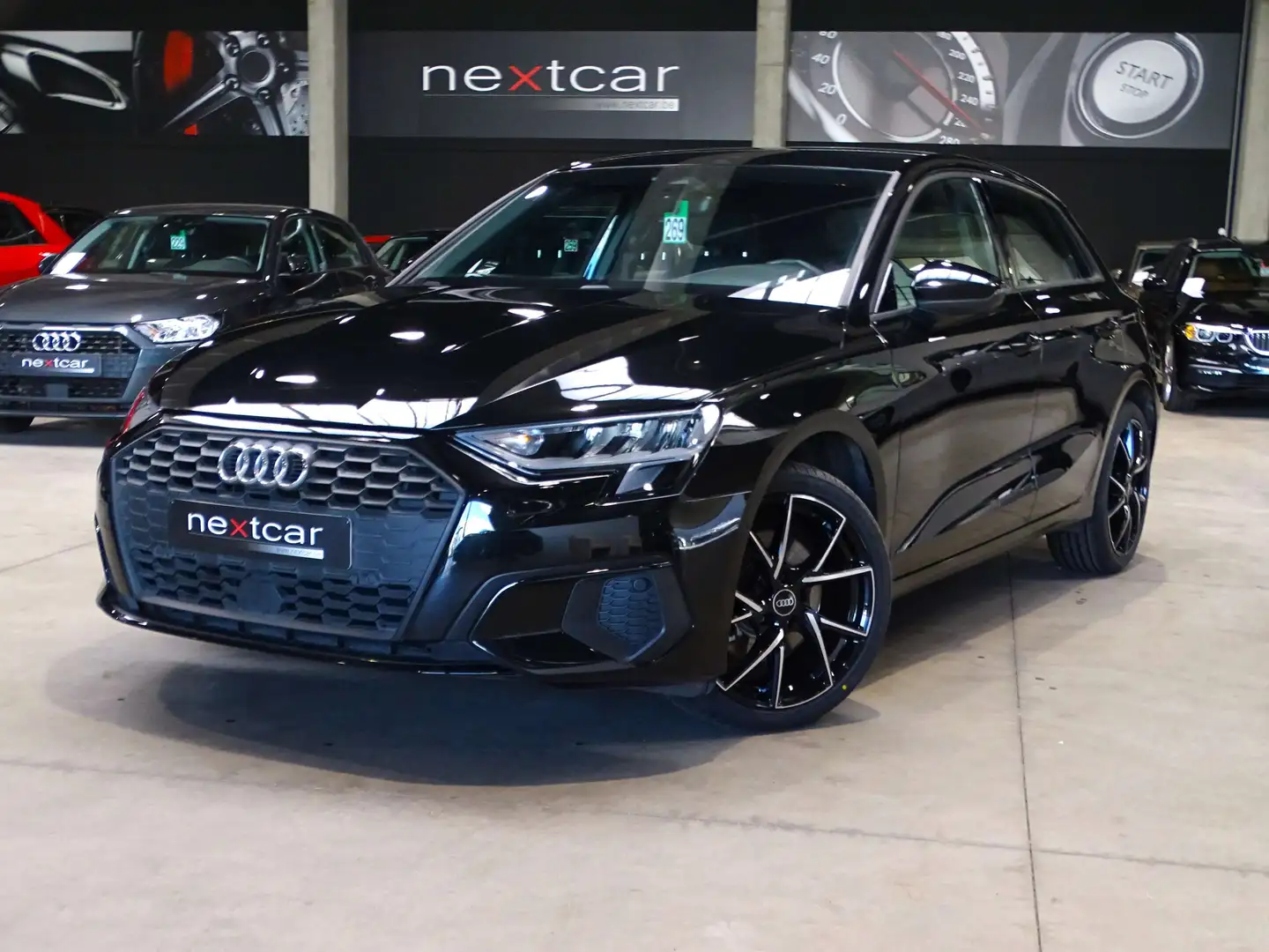 Audi A3 30TDi SportBack Adv. New *CARPLAY-CUIR-NAVI-LED* Noir - 1