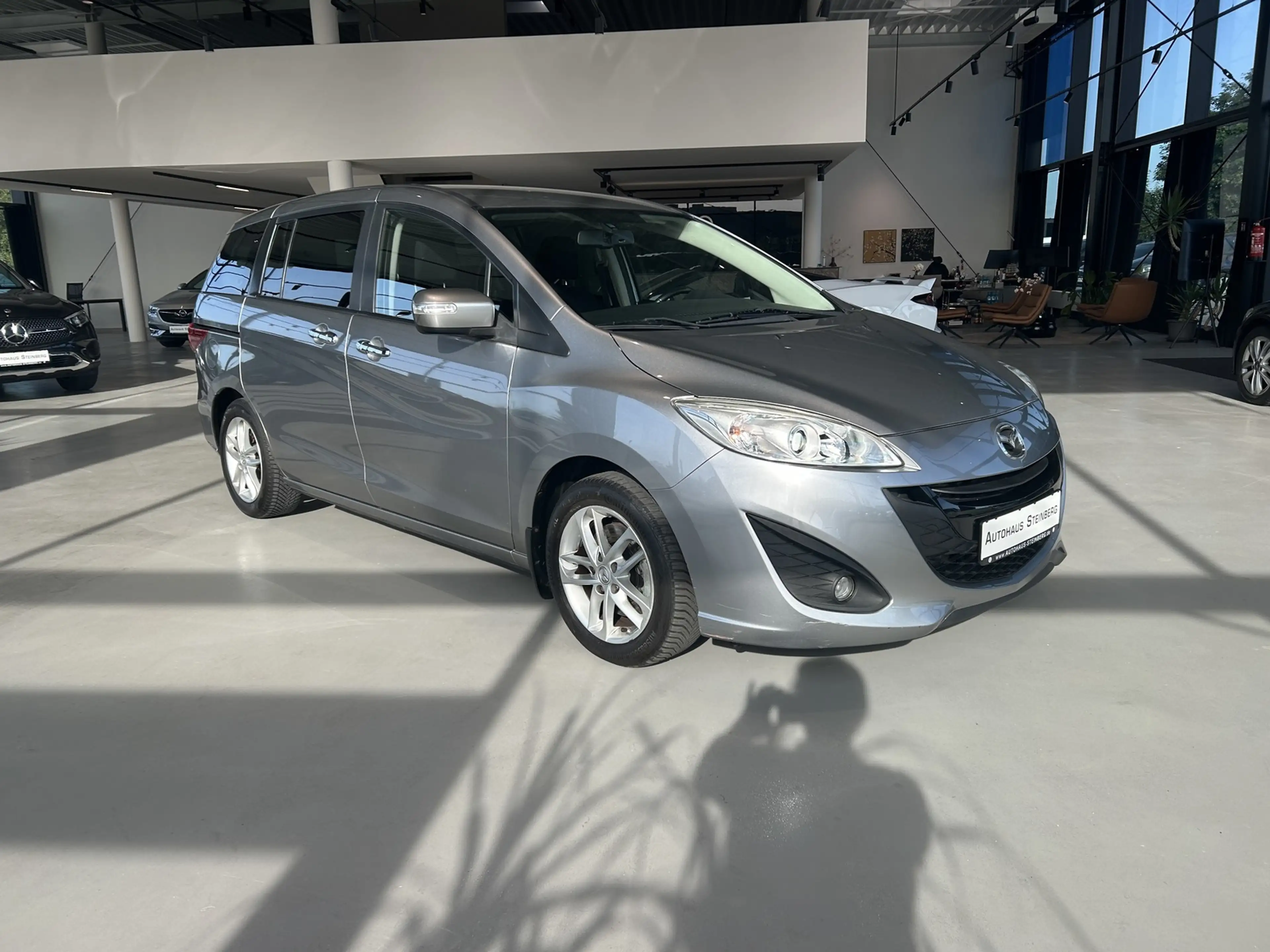 Mazda 5 Center-Line AHK+SITZHEIZUNG+TEMPOMAT+PDC+7 SIT Sen — photo 12