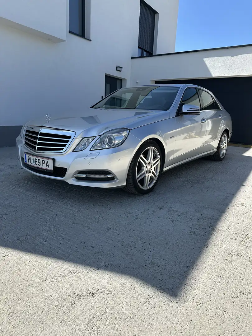 Mercedes-Benz E 220 Avantgarde BlueEfficiency CDI Aut. - 1