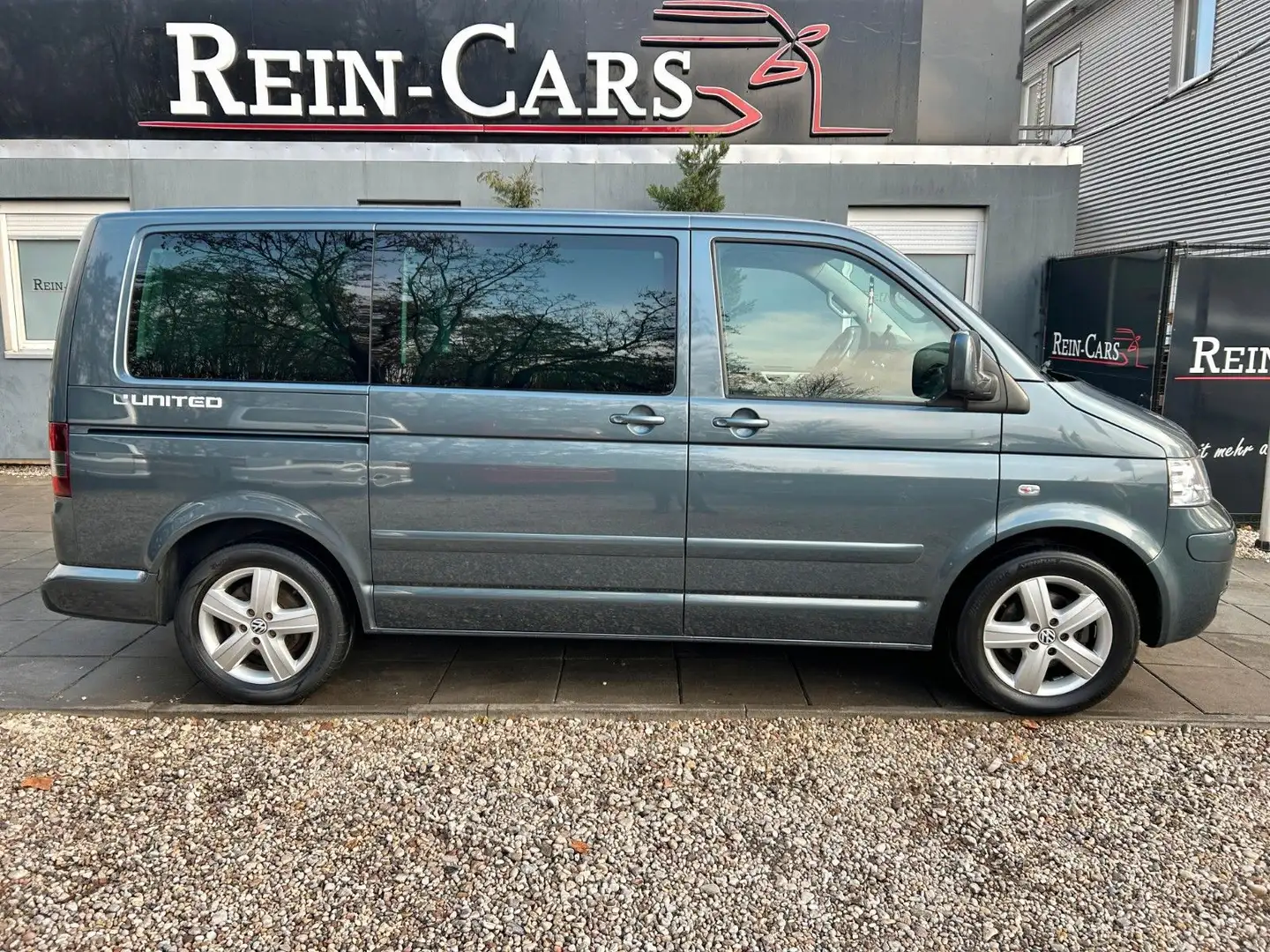 Volkswagen T5 Transporter T5 Multivan 2.5 TDI United/2xSTÜR/AHK/NAVI/TISCH Grey - 2