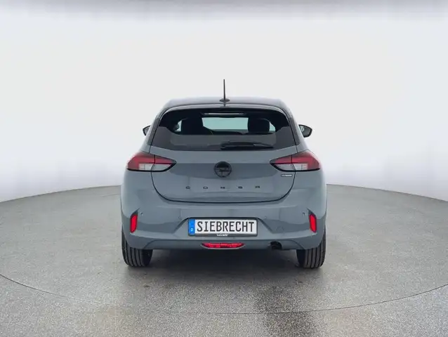Opel Corsa view 4
