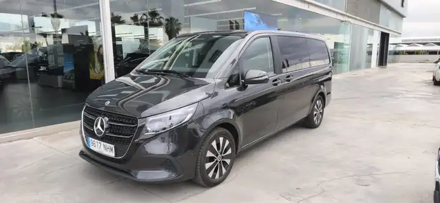 Mercedes-Benz V 220 220d Largo