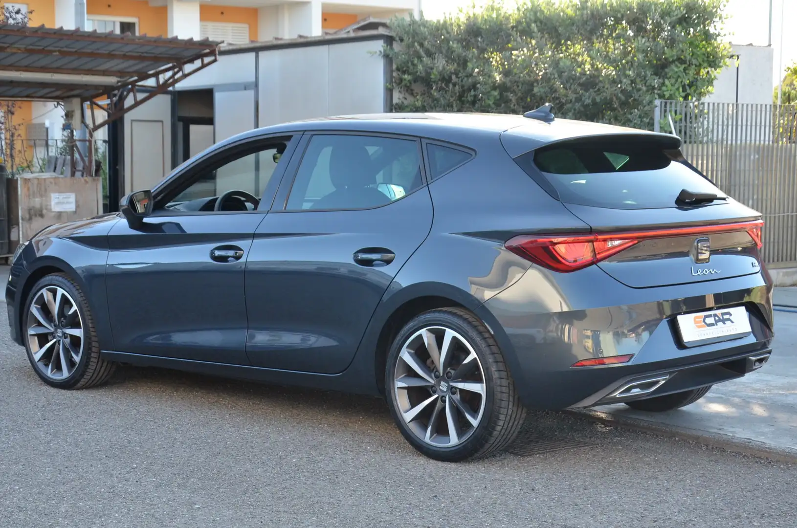 SEAT Leon Leon 1.5 tsi FR 130cv Grigio - 2