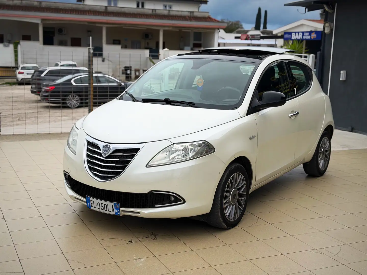 Lancia Ypsilon 1.3 mjt Silver s&s 95cv Fermo Amministrativo - 2