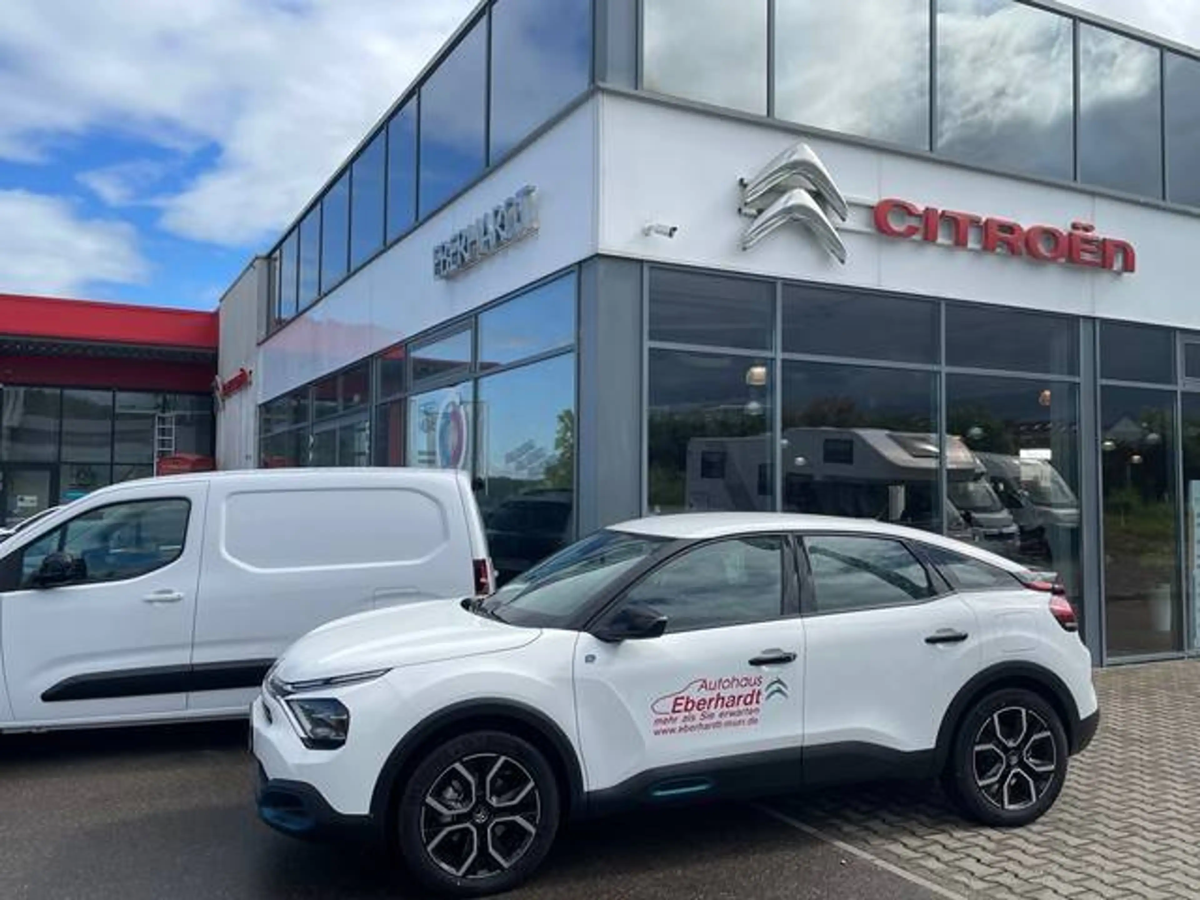 Citroen E-C4 Electric C4ë Elektro 136 Feel — photo 11