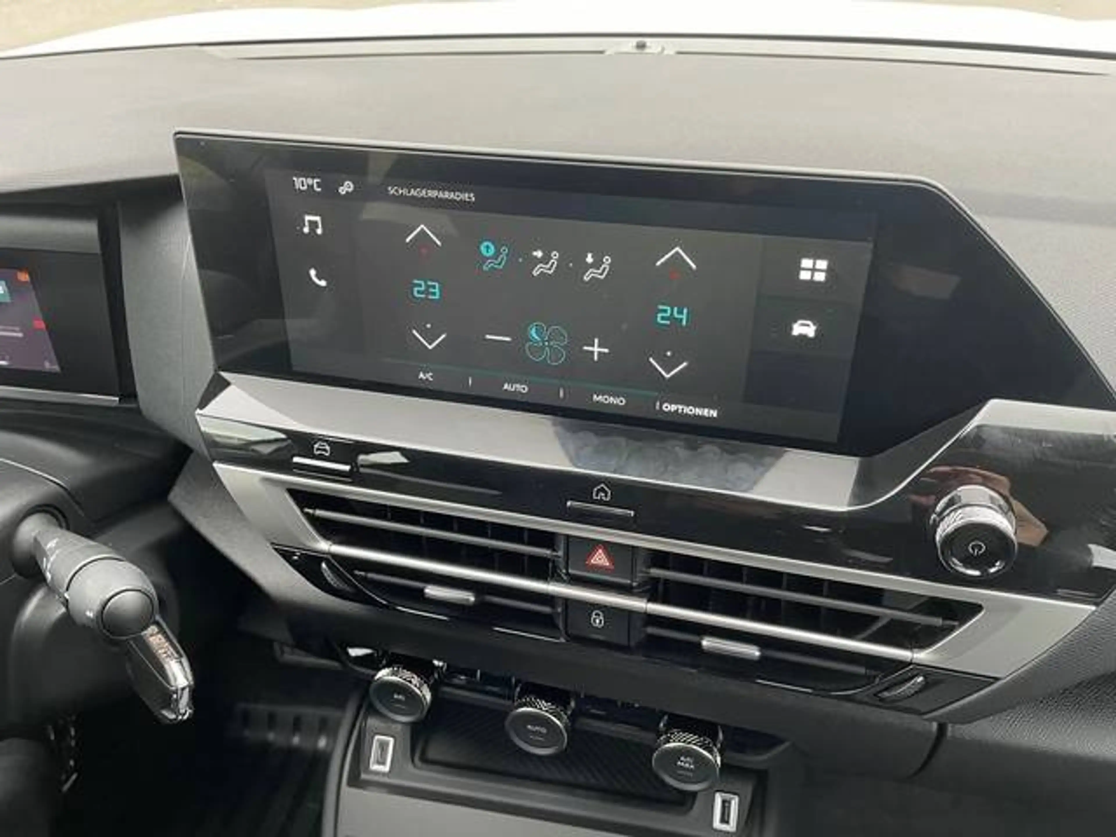 Citroen E-C4 Electric C4ë Elektro 136 Feel — photo 8