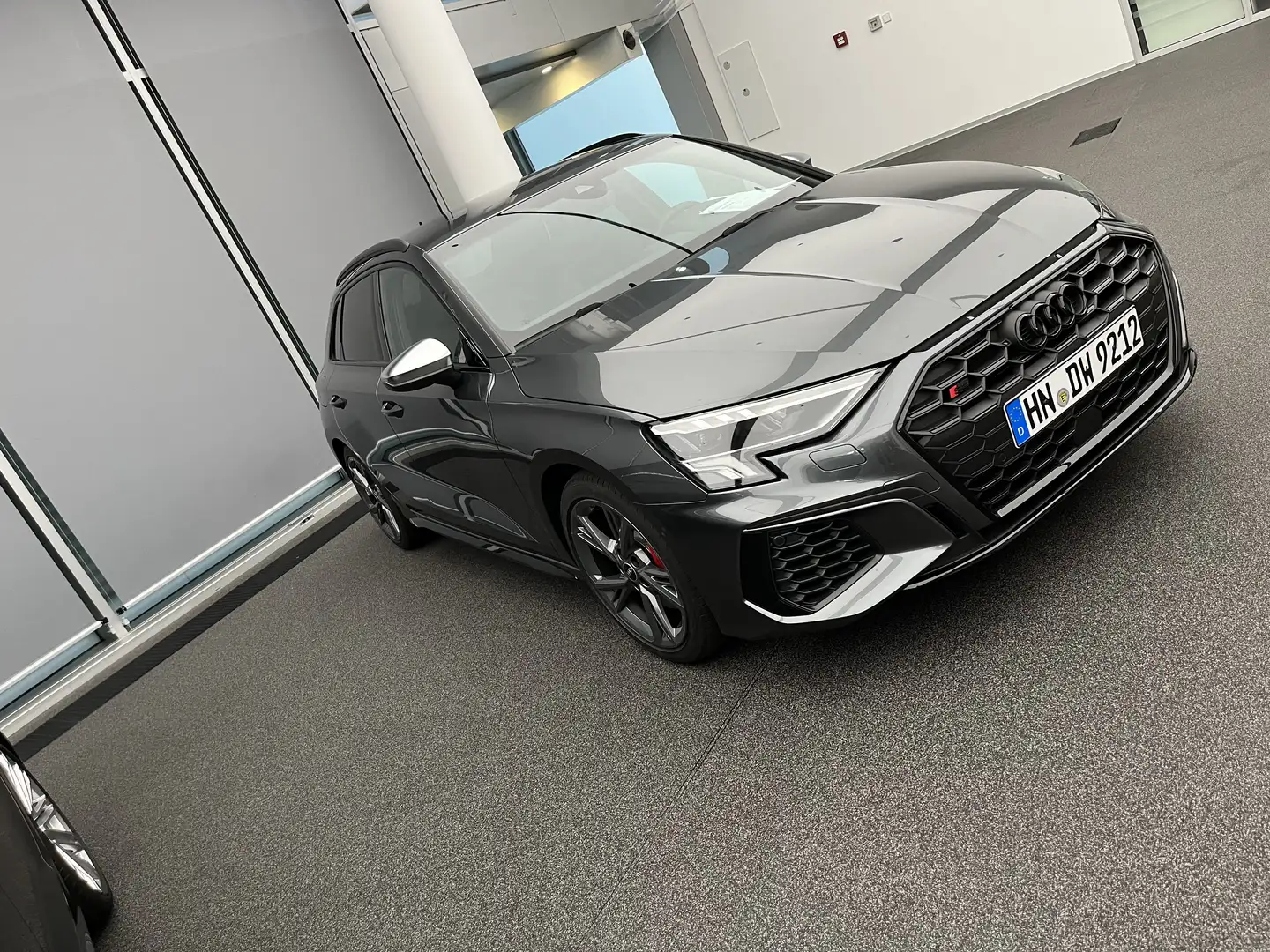 Audi S3 2.0 TFSI quattro Grau - 2