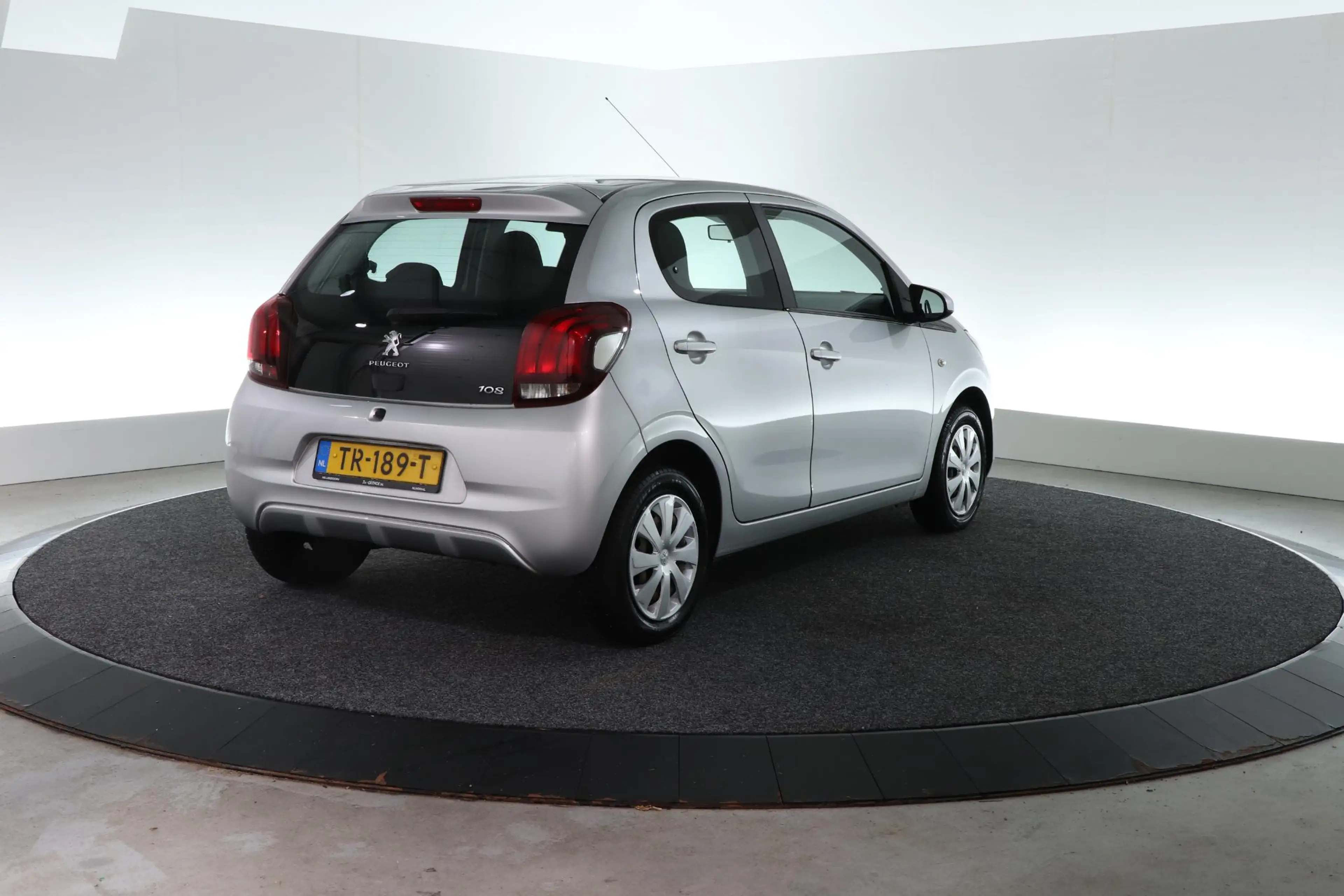 Peugeot 108 1.0 e-VTi Active | AIRCO | BLUETOOTH | — photo 2