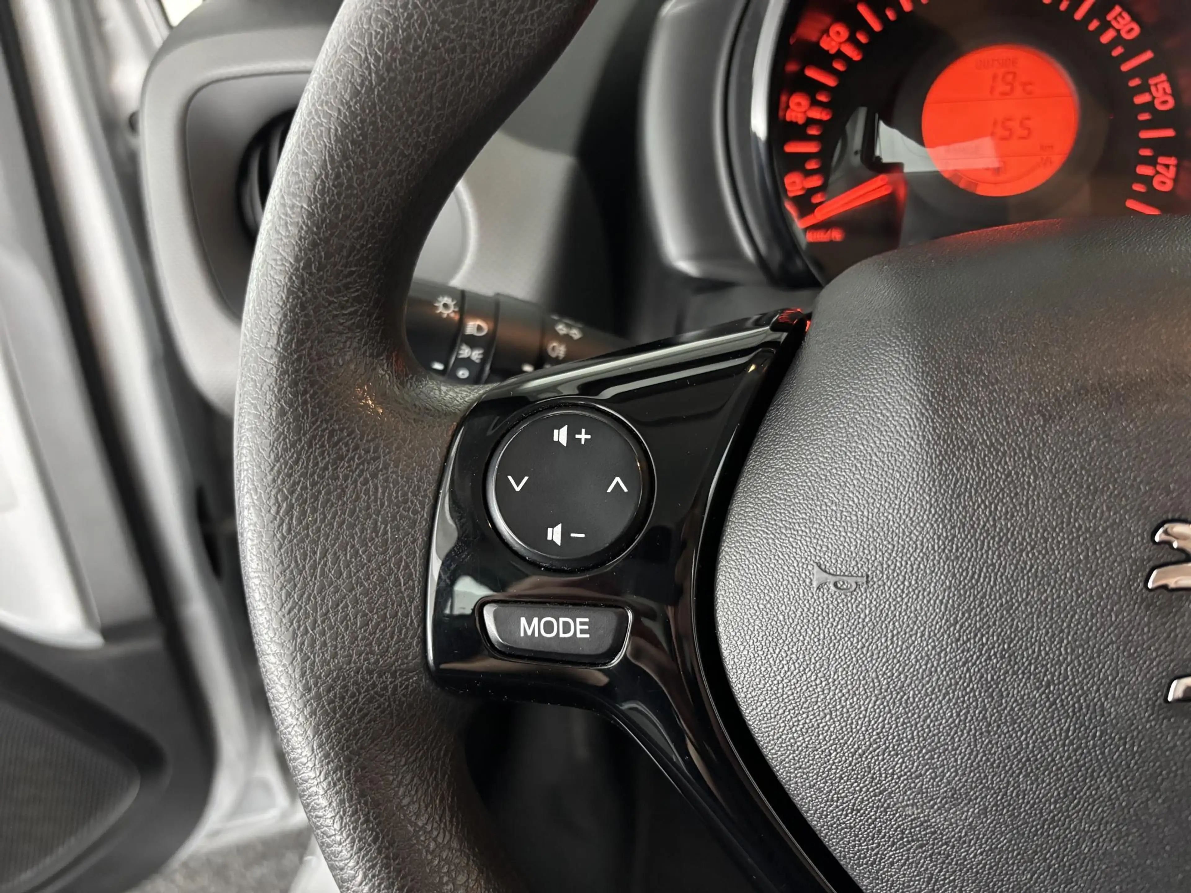 Peugeot 108 1.0 e-VTi Active | AIRCO | BLUETOOTH | — photo 16