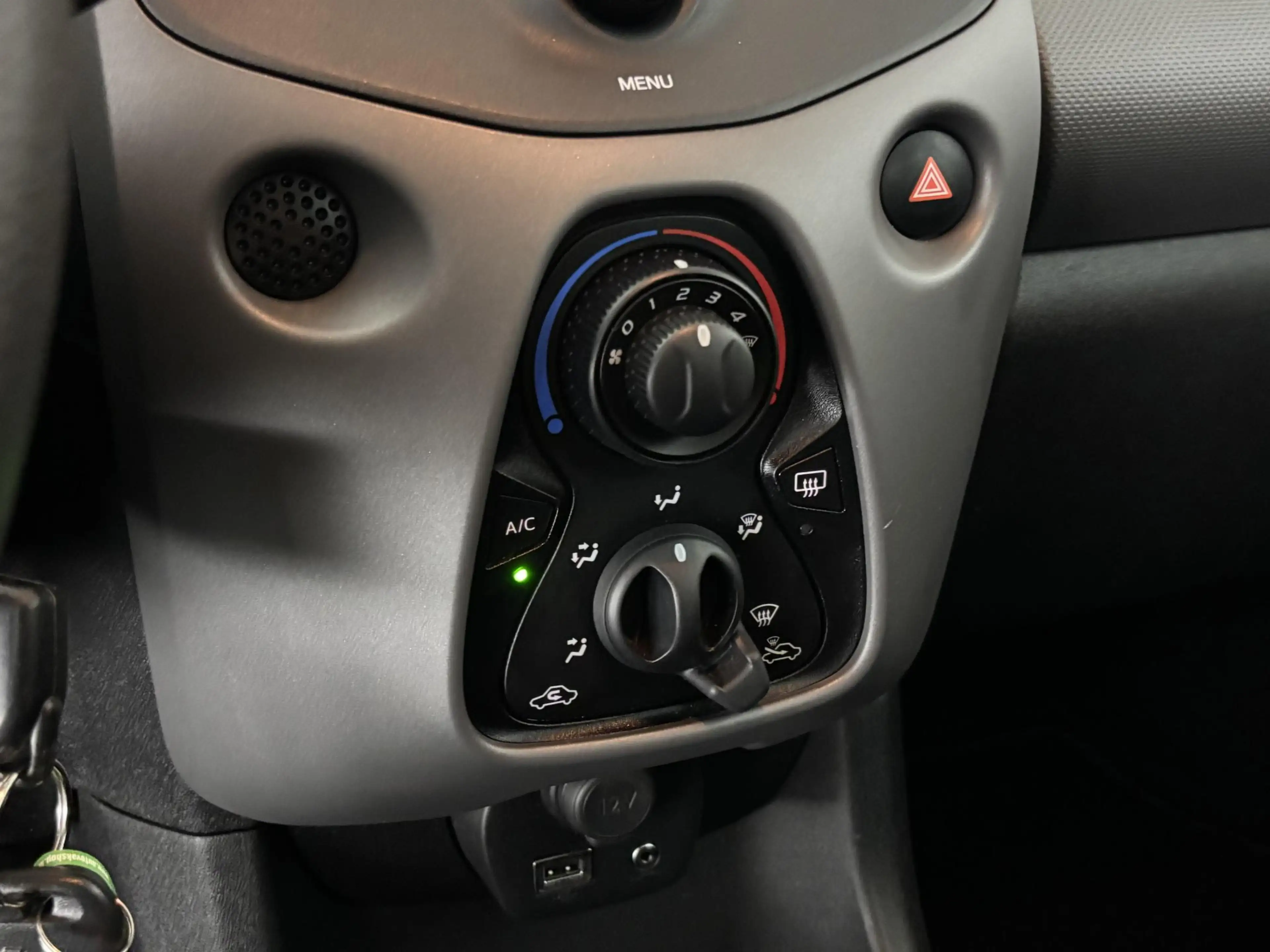 Peugeot 108 1.0 e-VTi Active | AIRCO | BLUETOOTH | — photo 12