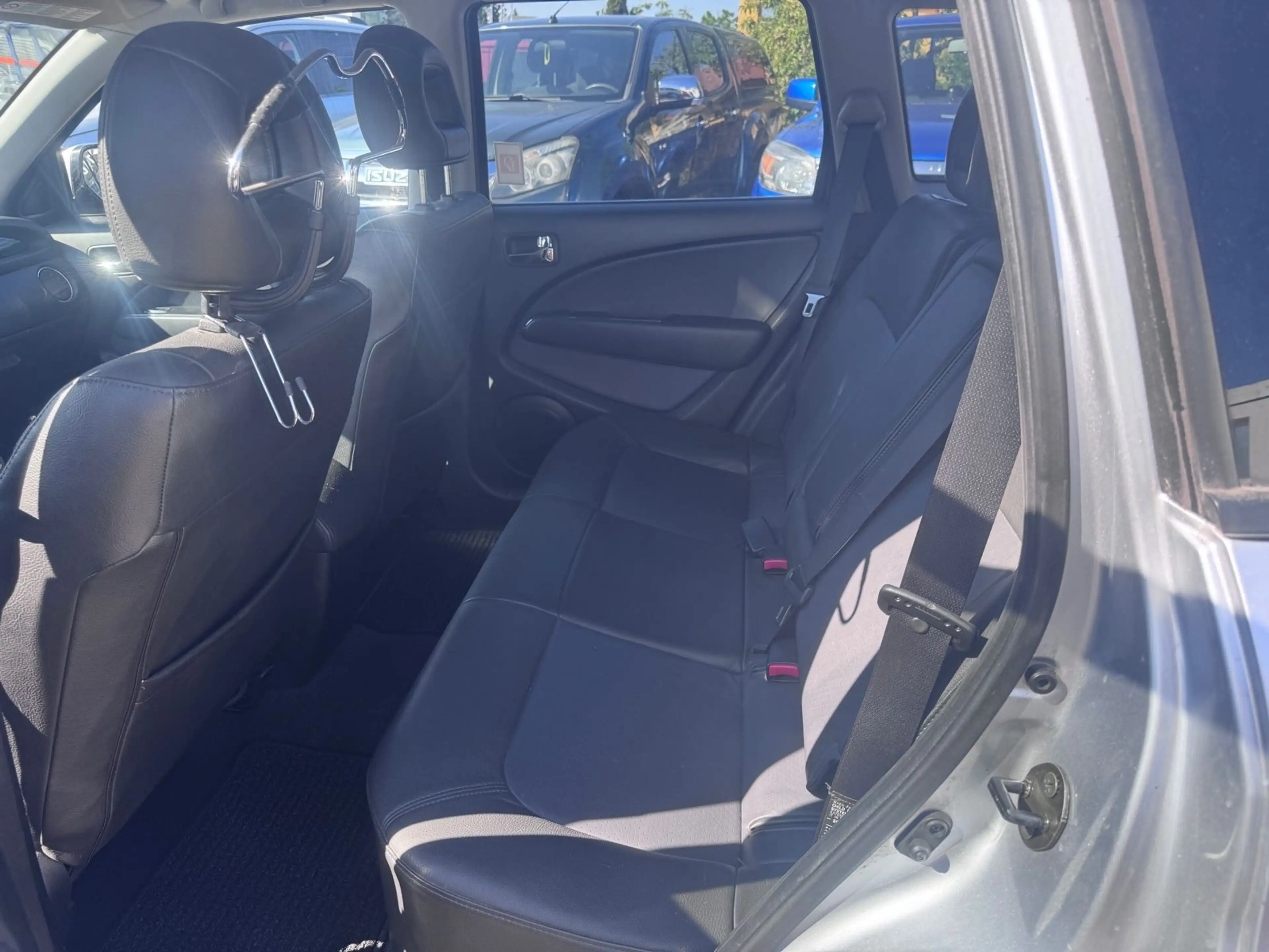 Mitsubishi Outlander 2.0 Sport, Top Zustand — photo 10