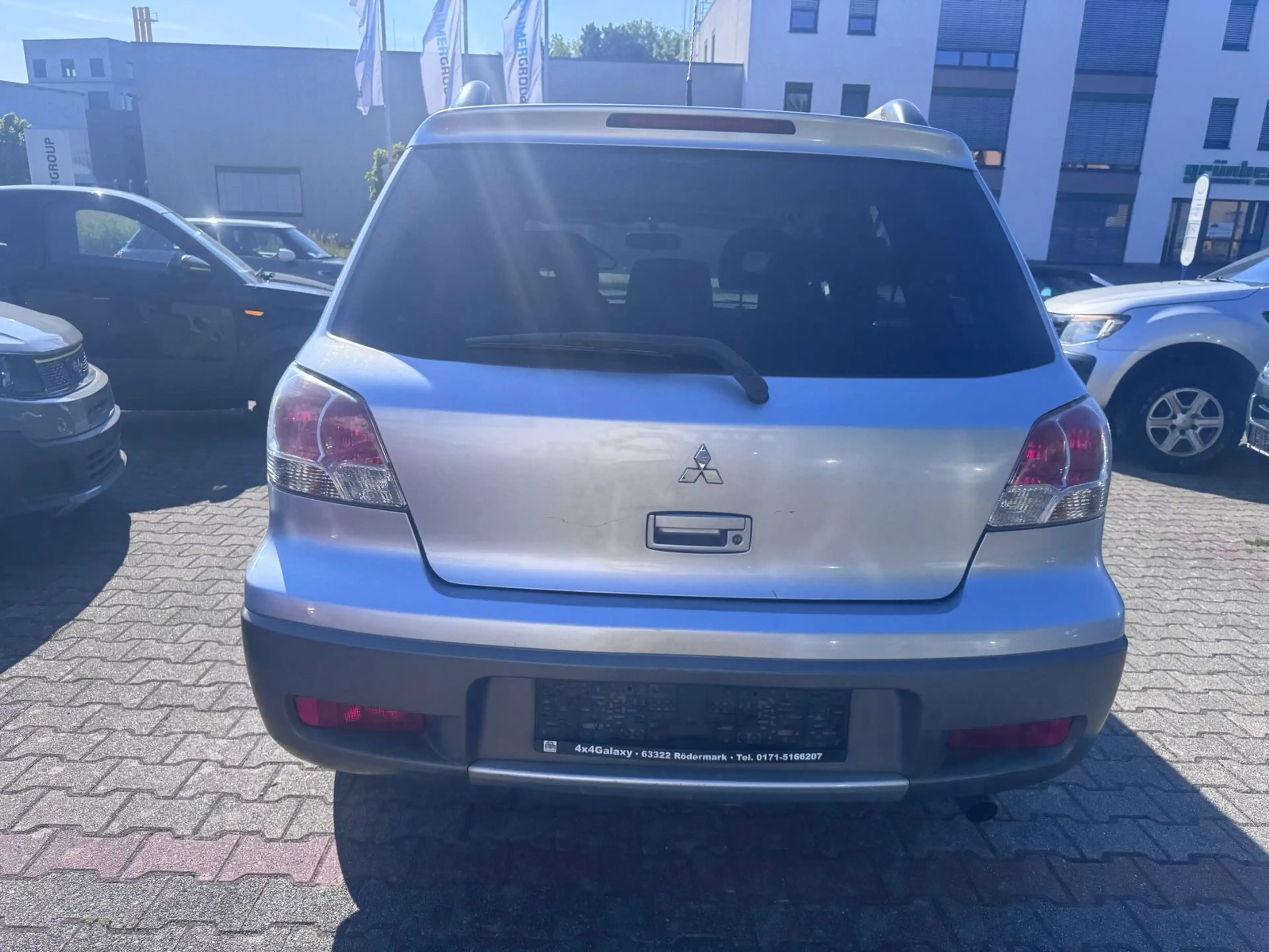 Mitsubishi Outlander 2.0 Sport, Top Zustand — photo 6