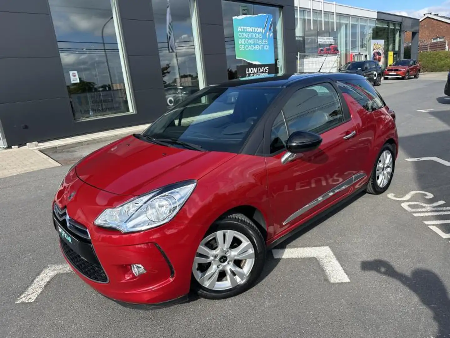 Citroen DS3 So Chic Rot - 1