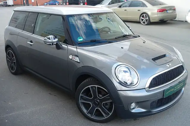 MINI Cooper S Clubman *ST-KETTE-NEU*TEMPOMAT*MFL*BC*ZV
