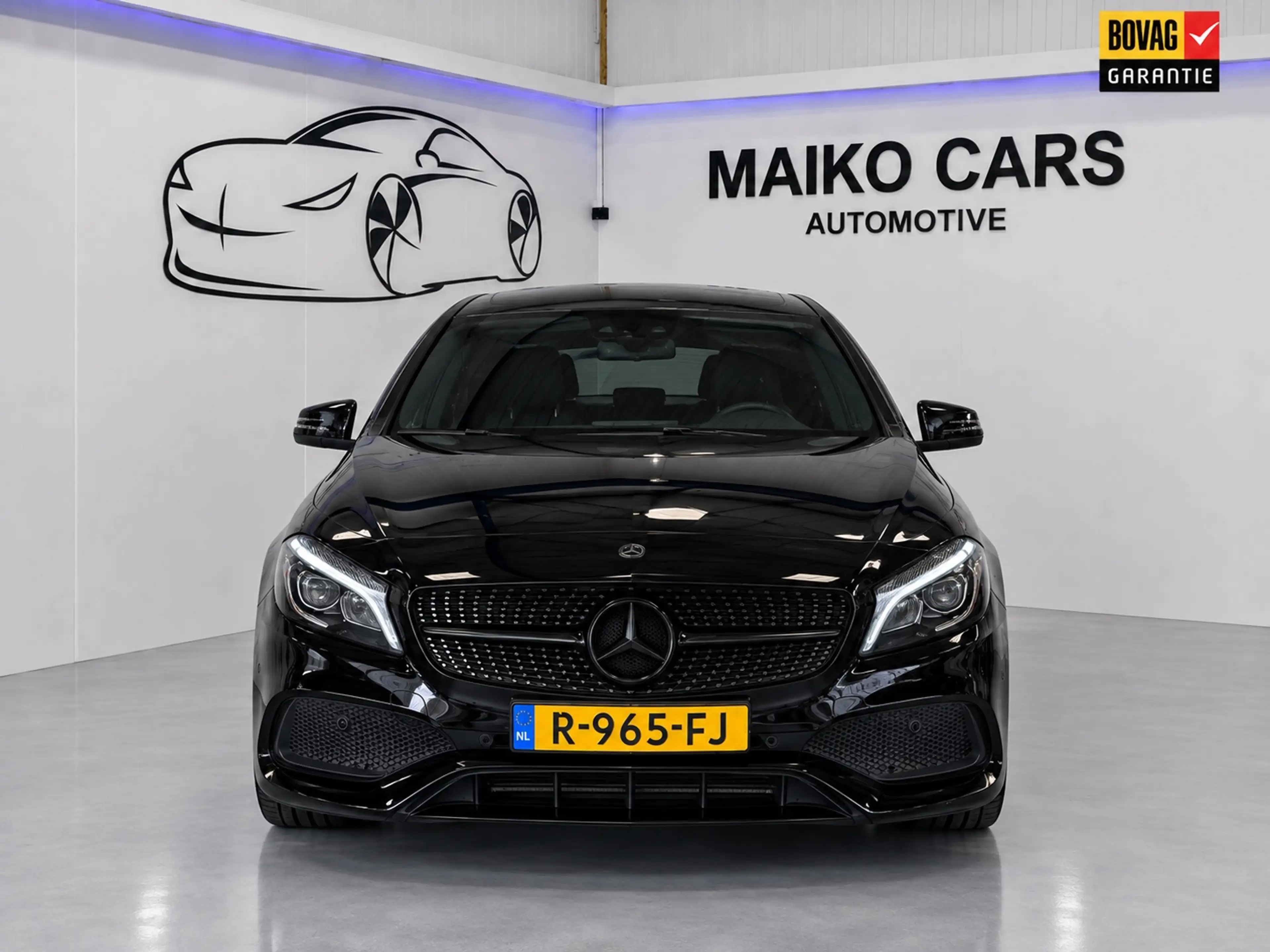 Mercedes-Benz A 220 Sport 4MATIC AMG Harman-Kardon — photo 4
