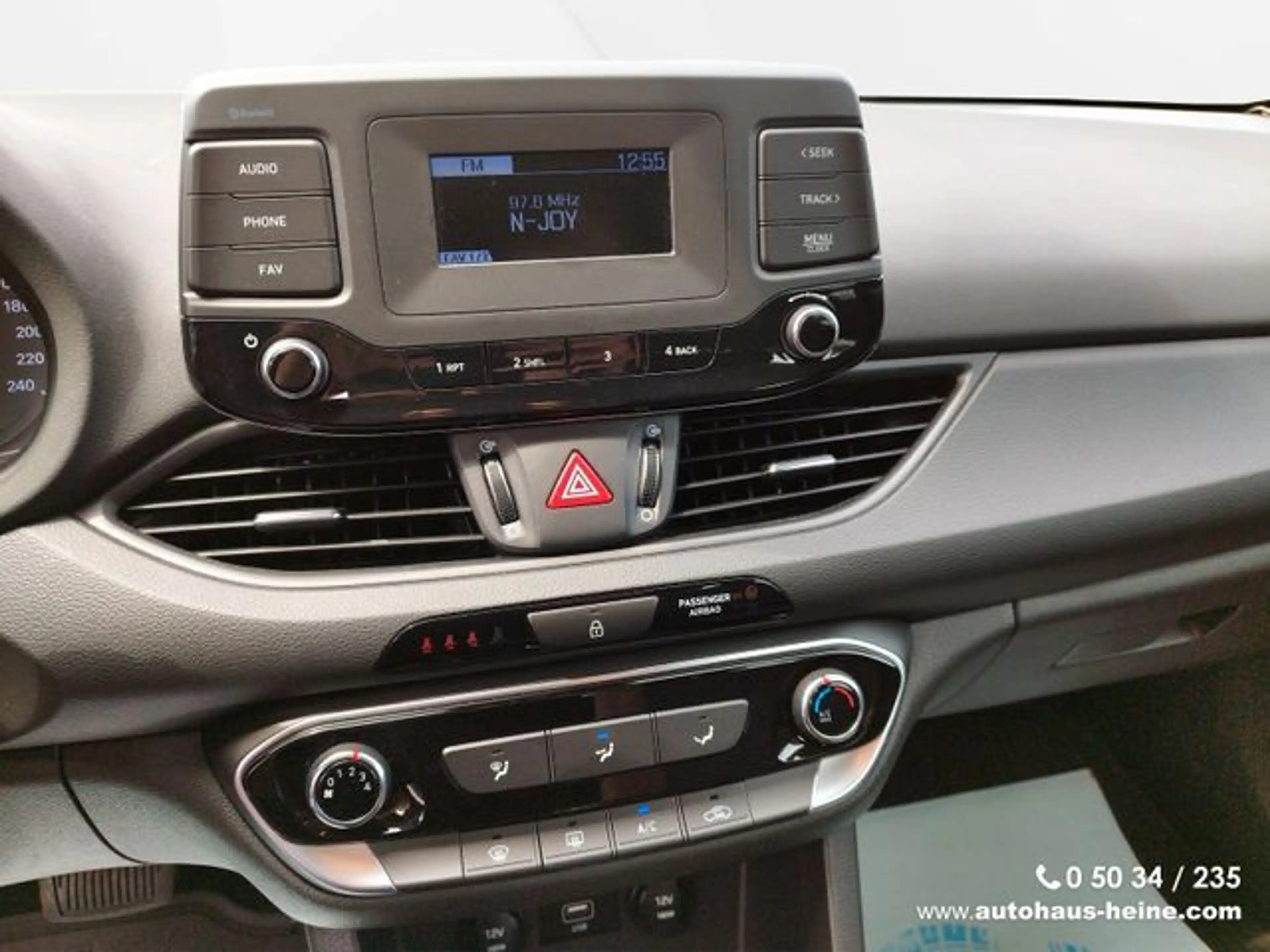Hyundai i30 i30 Kombi Select Hybrid|Automatik|PDC|Allw. — photo 7