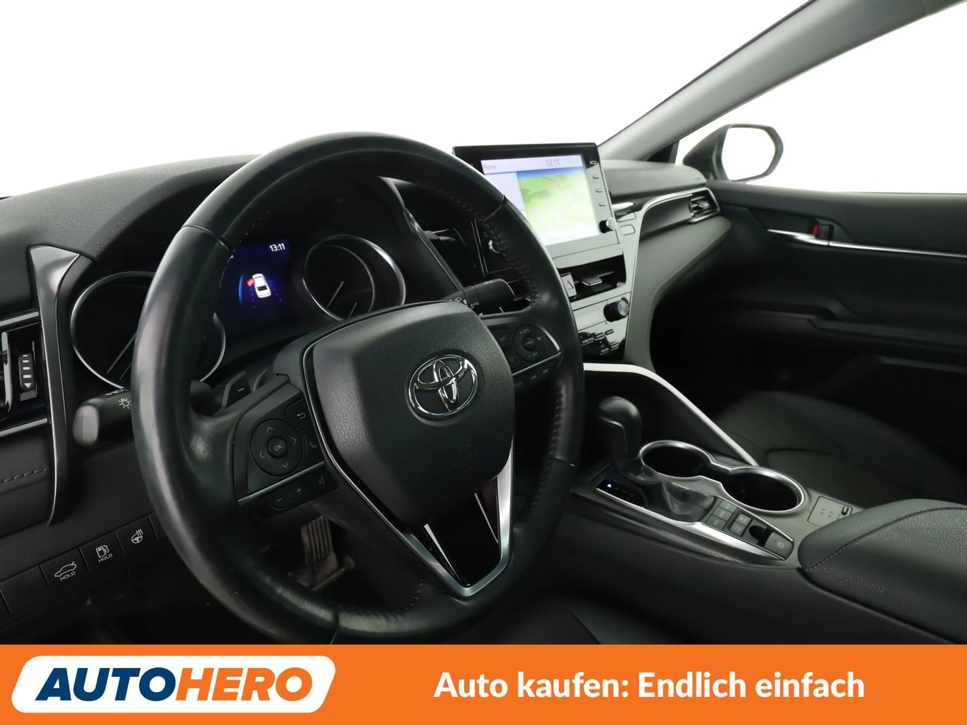 Toyota Camry 2.5 Hybrid Luxury Aut.*NAVI*TEMPO*CAM* — photo 11