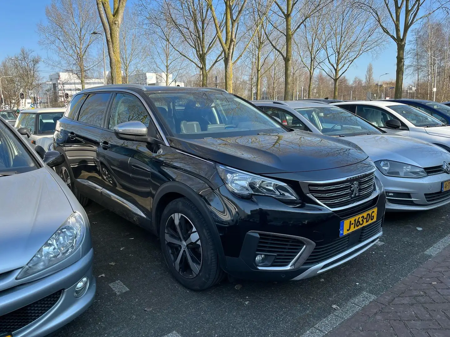 Peugeot 5008 1.2 PureTech Crossway Avantage 130 PK | Automaat | Negro - 2