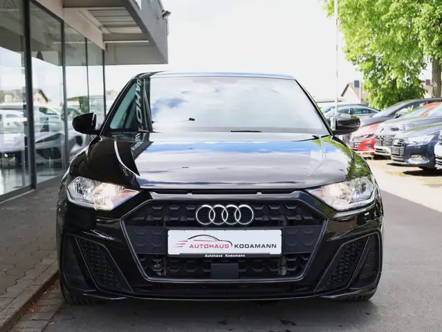 Audi A1 view 4