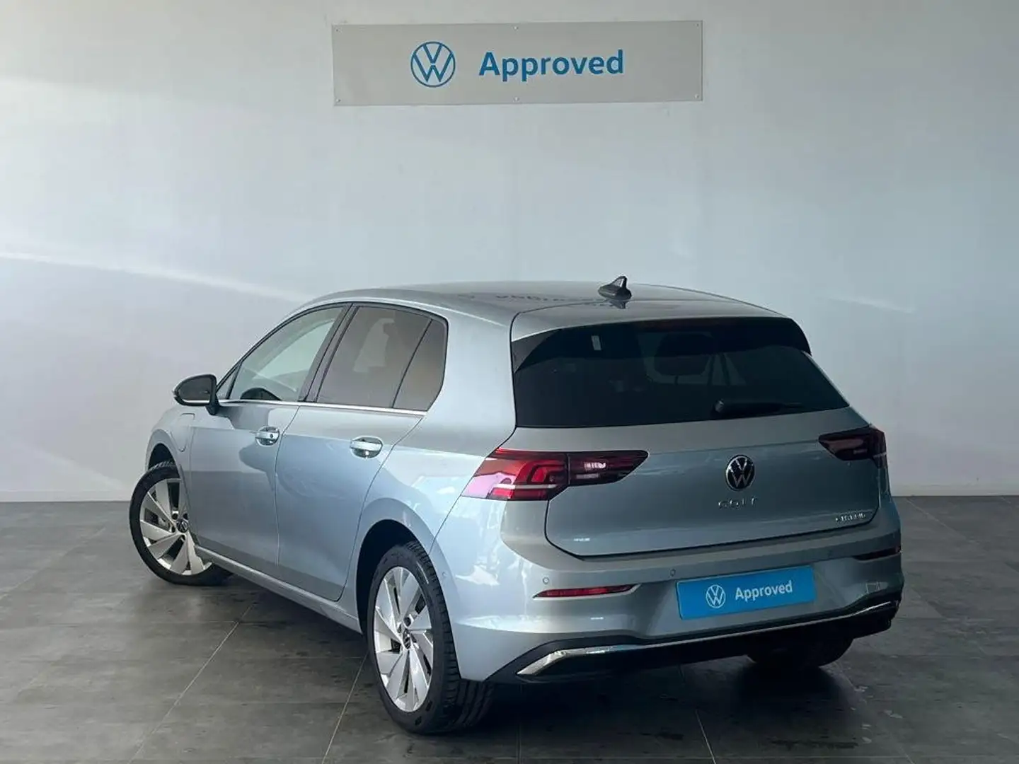 Volkswagen Golf 1.5 TSI eHybrid Style DSG6 150kW Gris - 2