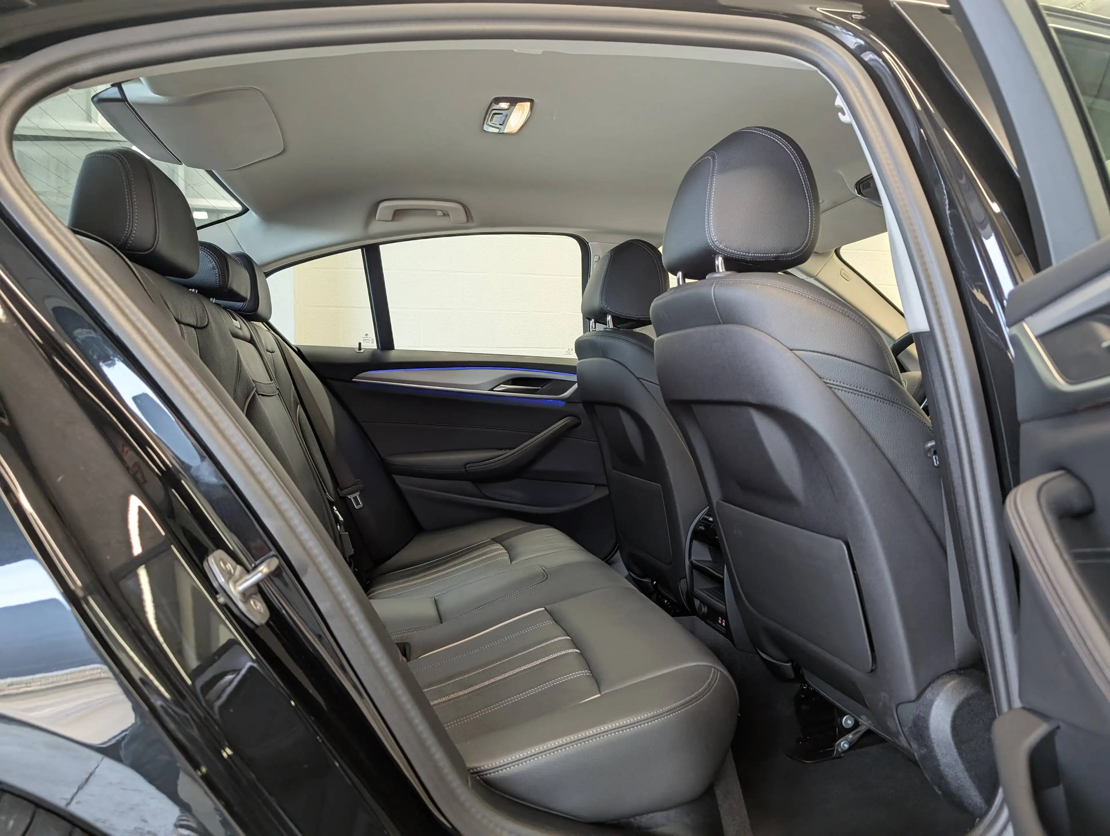BMW 518 dA Berline **CUIR SPORT-FULL LED-NAVI-PARKING-CAMERA** — photo 6